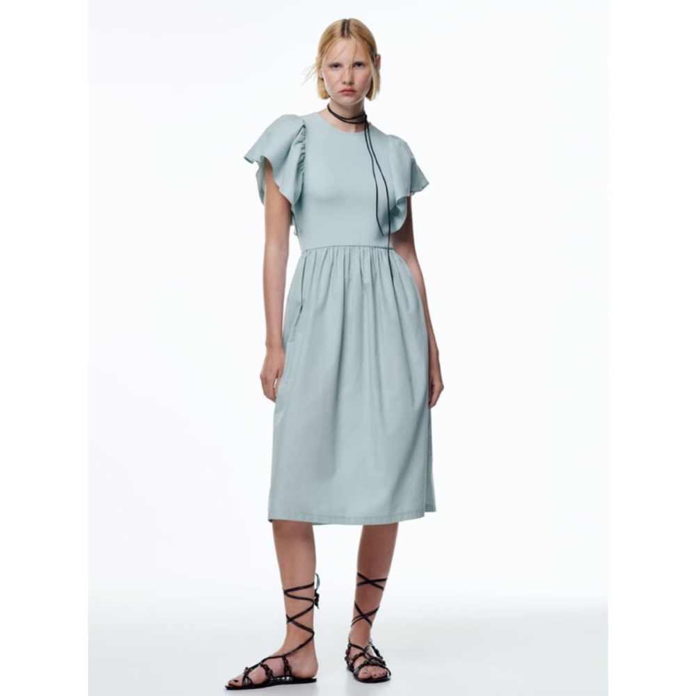 Ruffled Sleeve Dress Size S